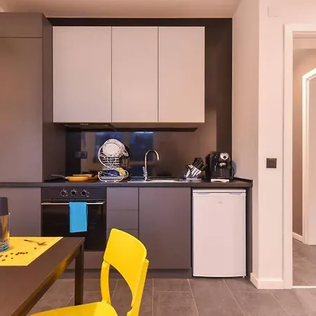 Dream - The Photo Studio Apartment